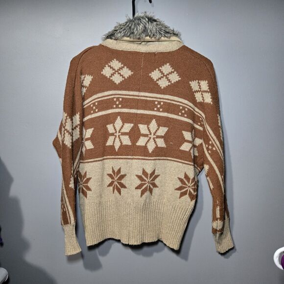 Flying‎ Tomato Angora Blend Brown Sweater- Removable Fur Collar Sz Small - Picture 5 of 6